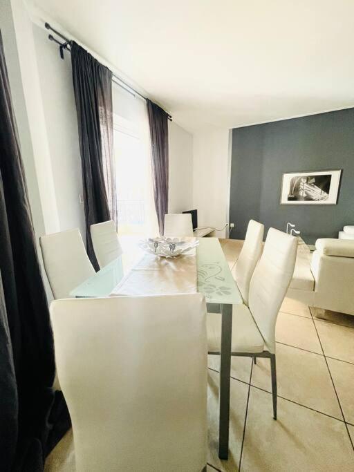 Apartamento Clio Muse Atenas Exterior foto